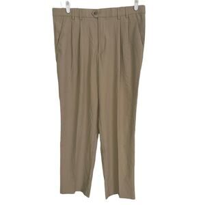 Dockers Pants Men's Tan Golf Pleated Relaxed Fit Khakis Sz 36 NWT